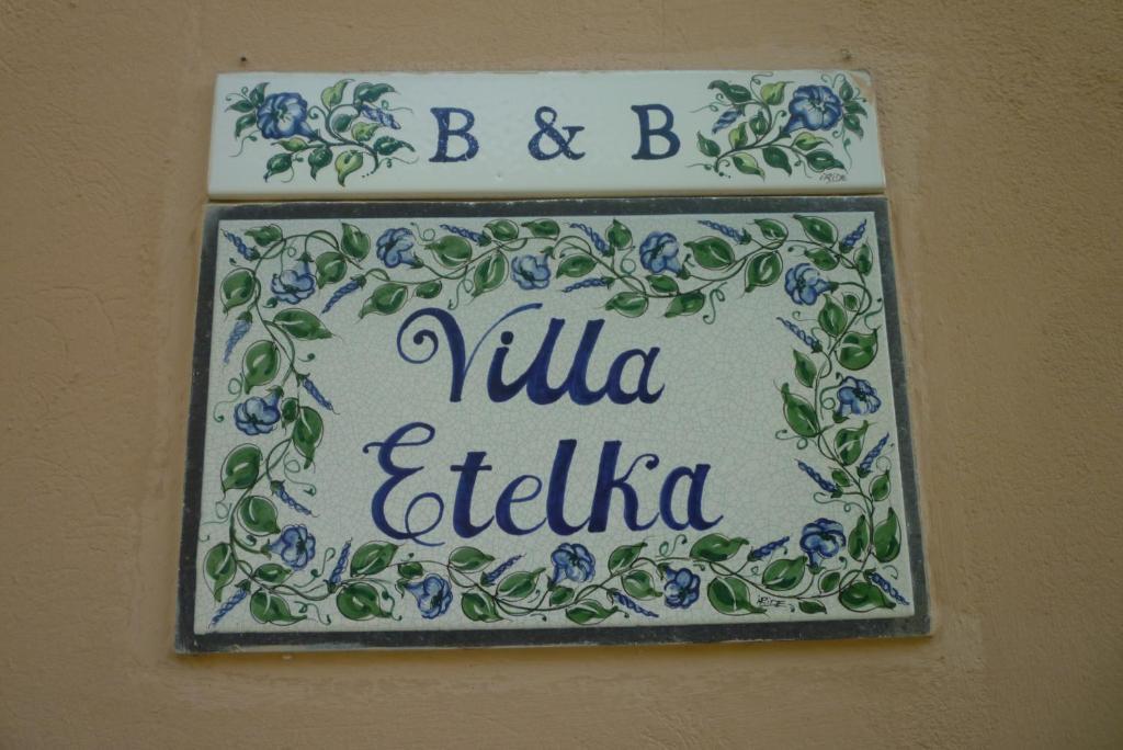 B&B Villa Etelka Aci Castello Bagian luar foto